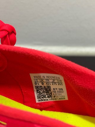 Bota de fútbol Adidas Predator Roja Talla 43 1/3