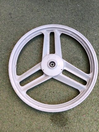 Rueda Delantera Honda Wallaroo PK50S