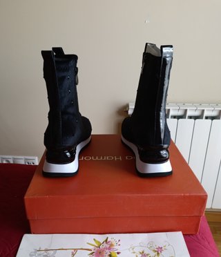 Botines cuña Noa Harmon negros talla 41 de 145€