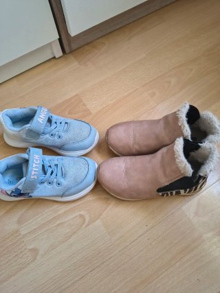 Botines Gioseppo t 28 y zapatillas Lilo&Stitch t27