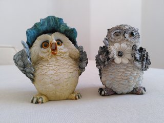 2 statuine gufi in resina