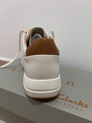 Zapatillas Clarks Tivoli Zip Piel Blanca