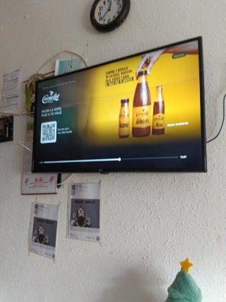 Smart TV LG Negra y Blanca