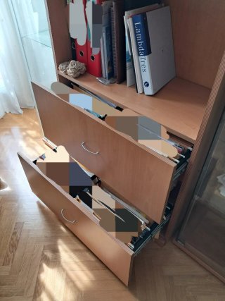 Estantería de Madera con Cajones
