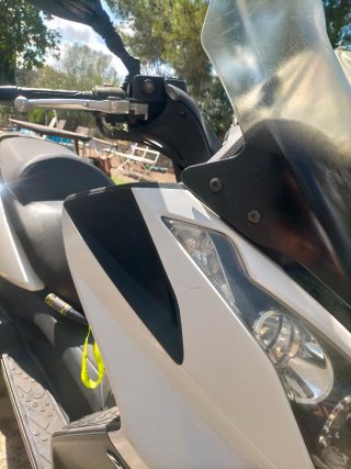 Superdink Maxi Scooter Blanca