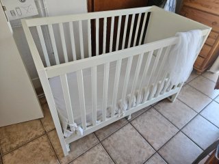 Cuna bebé/niño blanca