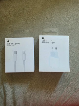 Apple Cargador USB-C 20W y Cable Lightning
