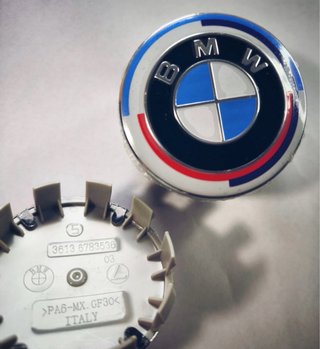 4 Tapabujes BMW 68mm 50 aniversario nuevos
