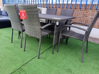Conjunto de Terraza: Mesa y 6 Sillas