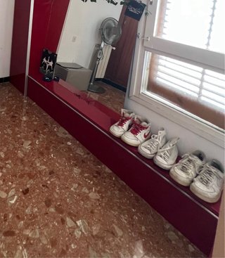Estantería IKEA BESTÅ BURS Roja Alto Brillo