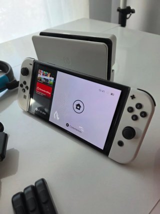 Nintendo Switch OLED + Accesorios