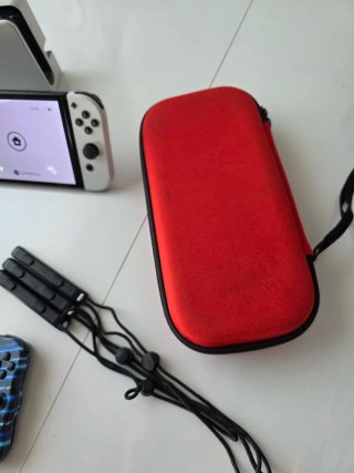 Nintendo Switch OLED + Accesorios