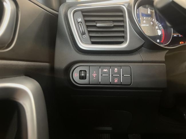 Kia XCeed 1.0 T-GDi Drive 2023, foto 16