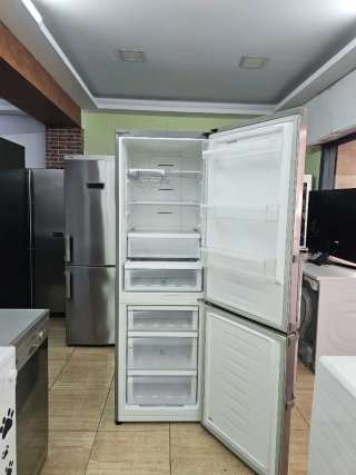 Nevera Brandt 1,85m Acero Inoxidable con garantía