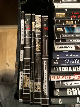 Lote de 98 Películas y Documentales en DVD