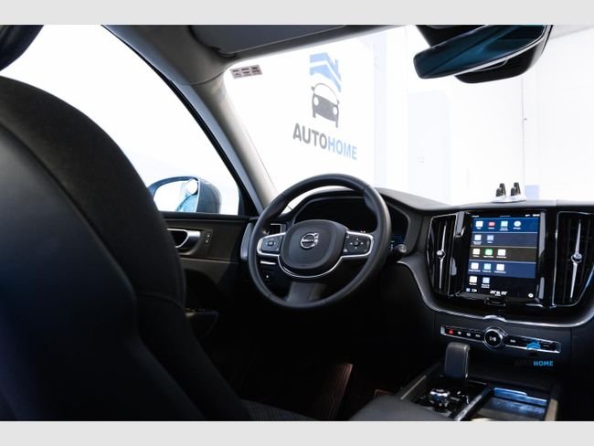 Volvo XC60 2024, foto 13