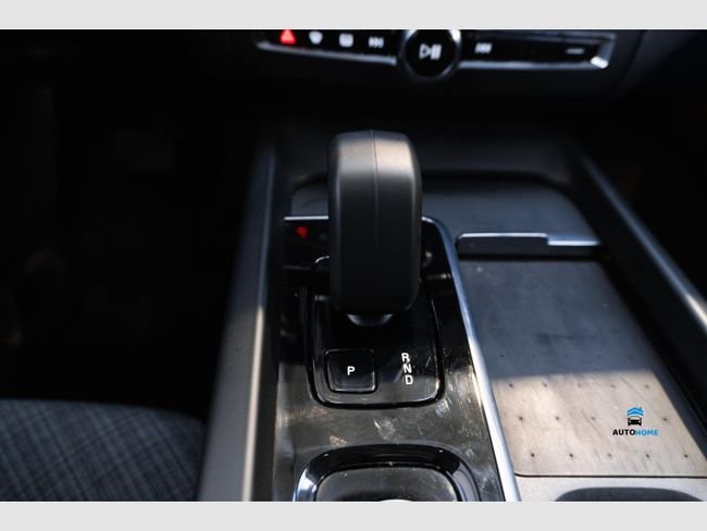 Volvo XC60 2024, foto 27