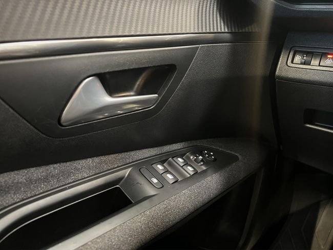 Peugeot 5008 2021, foto 15