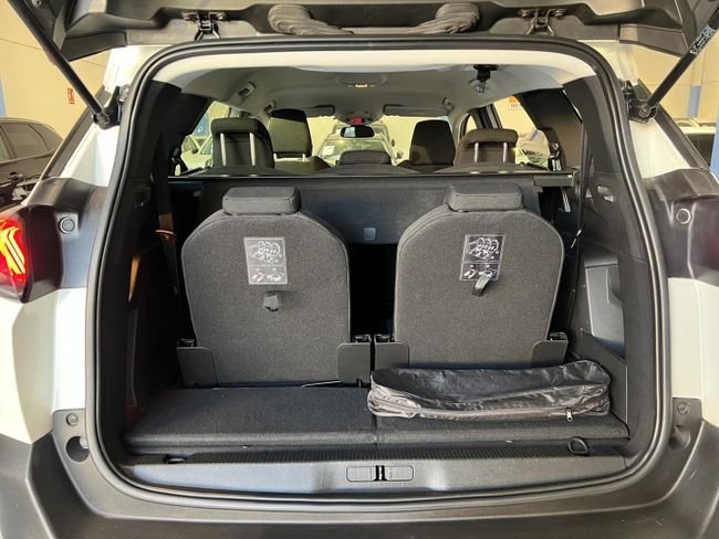 Peugeot 5008 2021, foto 27