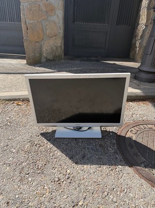 Televisión Toshiba Blanca