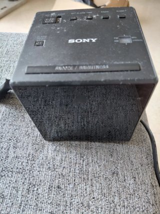 Radio Reloj Despertador Sony Negro