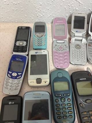 Lote móviles antiguos Nokia, Samsung, Blackberry