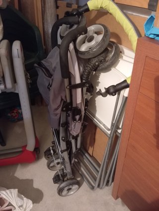 Carrito de bebé plegable