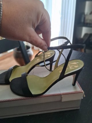 Sandalias de tacón fino Vermont negras talla 38