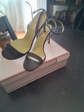 Sandalias de tacón fino Vermont negras talla 38