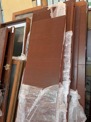 Puertas de paso y armario madera
