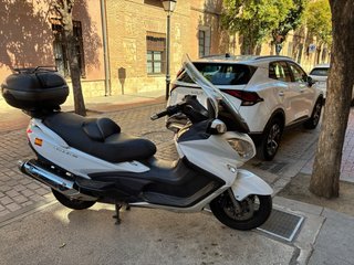 Suzuki Burgman 650