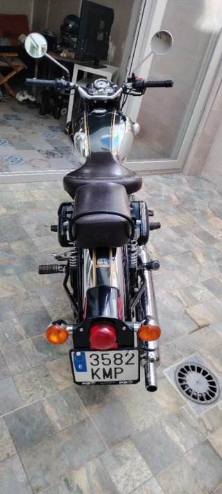 Royal Enfield Classic 500