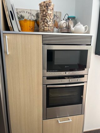 Horno y Microondas NEF