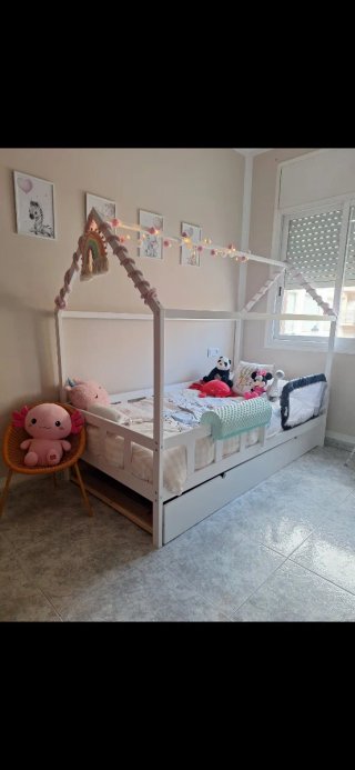 Cama tipi infantil blanca + colchón
