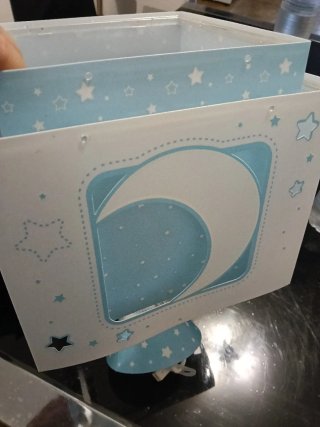 Lámpara de techo infantil con estrellas