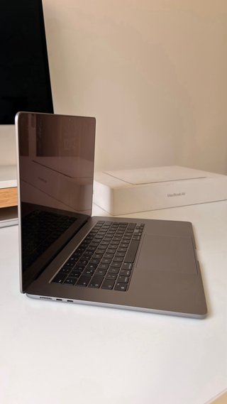 MacBook Air 15” M2 512 GB