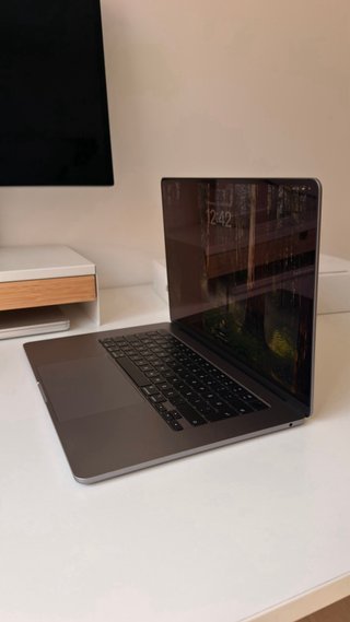 MacBook Air 15” M2 512 GB