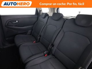 Kia Carens 1.6 GDI Concept