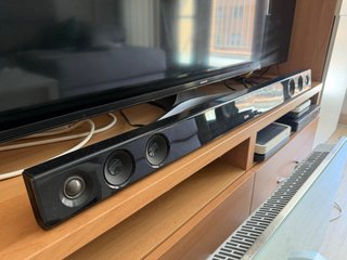 Barra de sonido LG negra, usada en perfecto estado