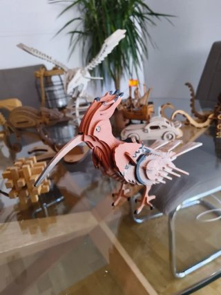 Figuras madera, 1 por 10, todas 70