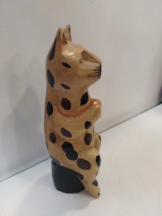 Figura Decorativa de Gato de Madera