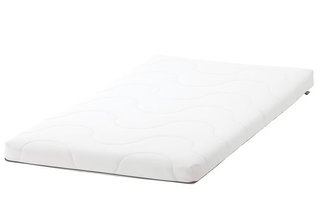 Cuna madera Sniglar + colchón espuma Skönast IKEA