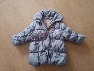 Lote chaquetas bebé coral y gris con topos