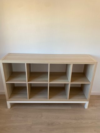 Mueble almacenaje de Ikea + soporte inferior