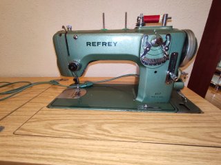 Refrey 417 con motor, mueble original y accesor