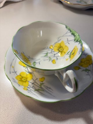 Taza y plato porcelana inglesa Bell China