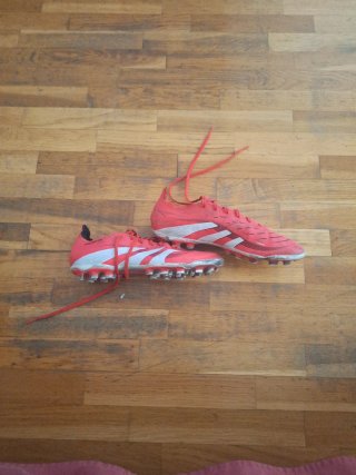 Botas de fútbol Adidas rojas PREDATOR Talla 52 2/3