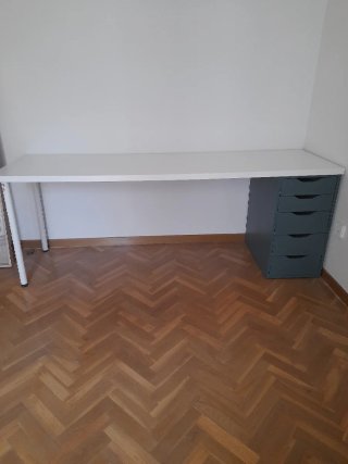 Escritorio con Cajonera