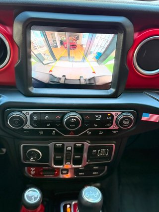Jeep Wrangler Unlimited 2.0T GME Rubicon 8ATX E6D