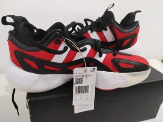 Zapatillas Baloncesto Adidas Trae Young 2